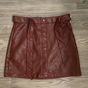ABERCROMBIE & FITCH Faux Leather skirt
